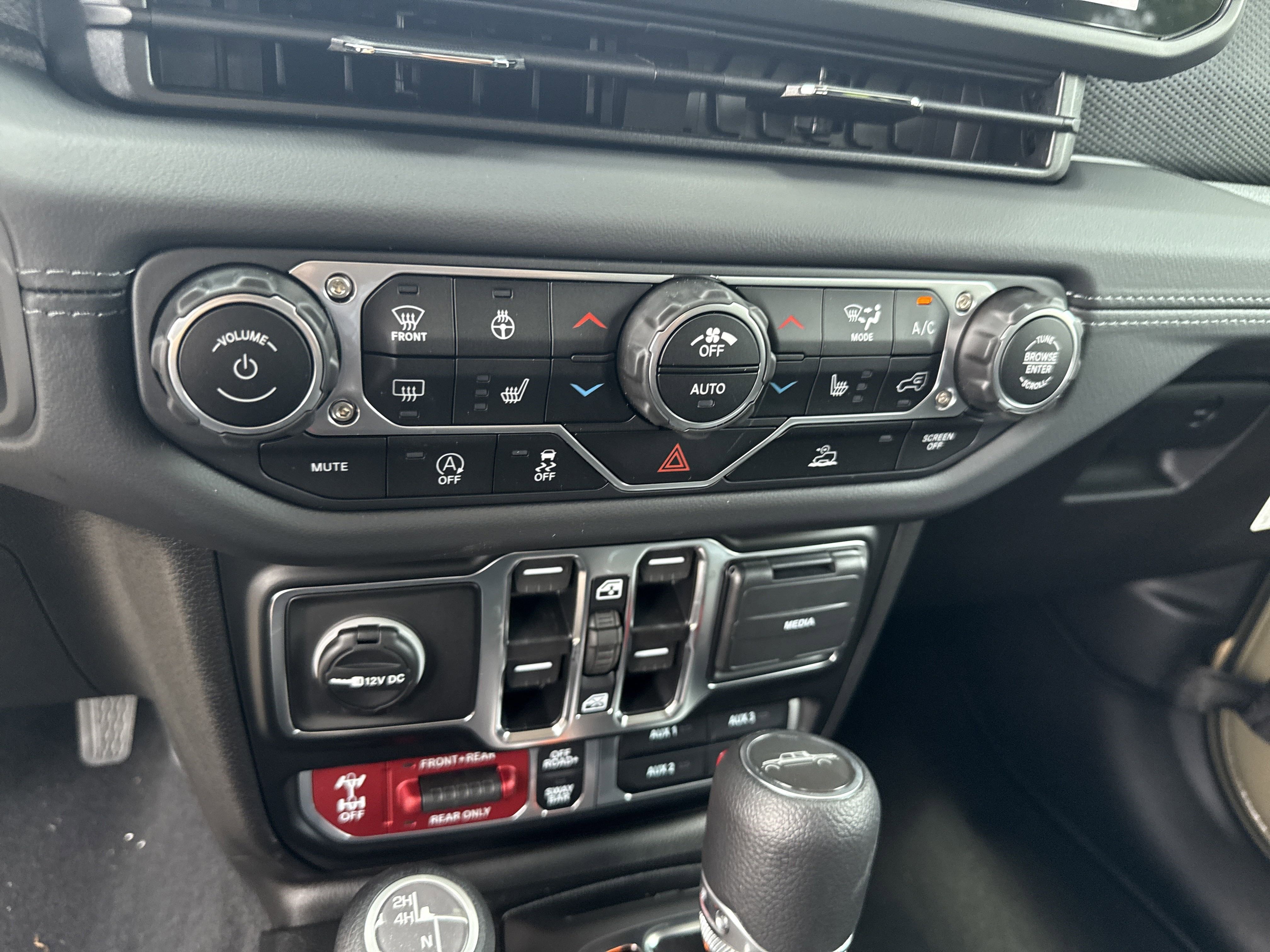 2025 Jeep Gladiator Rubicon photo 4