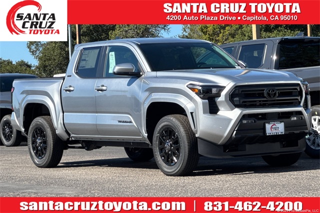 2025 Toyota Tacoma SR5's photo