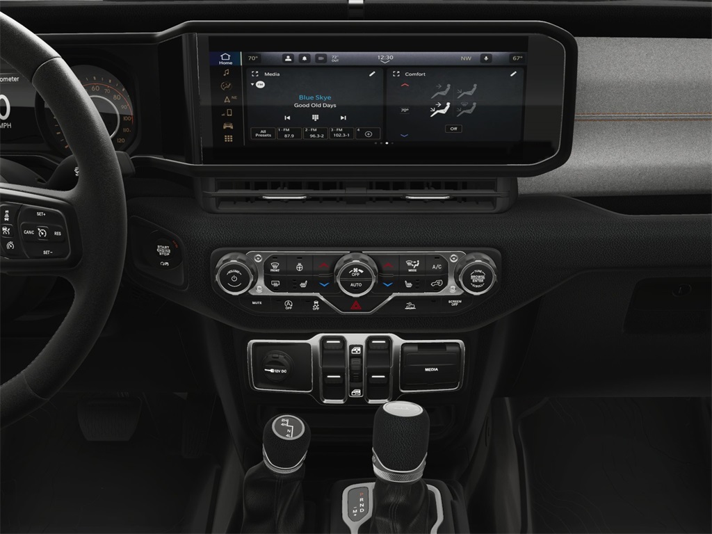 2025 Jeep Gladiator Sport S photo 26