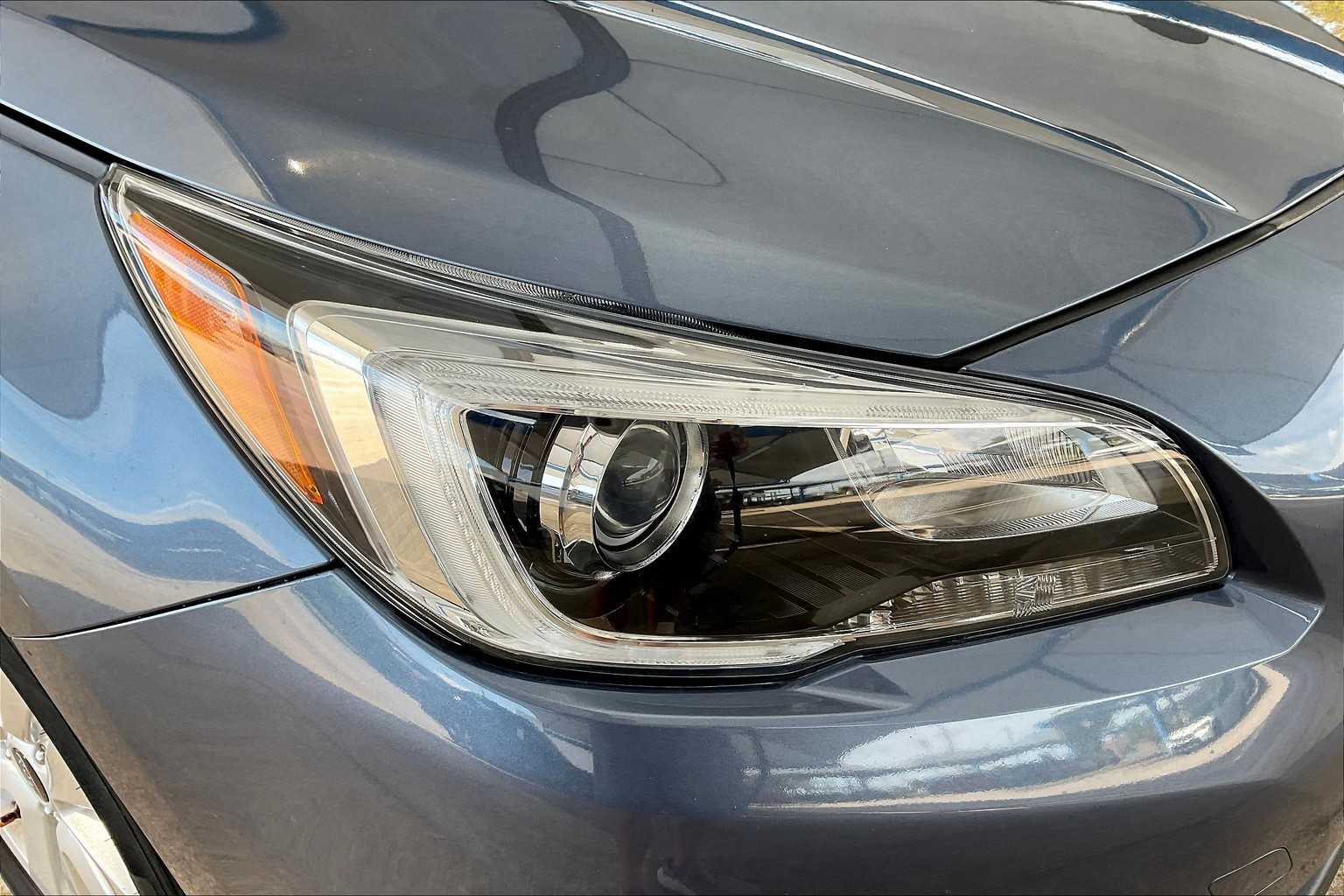 2017 Subaru Outback Premium photo 26