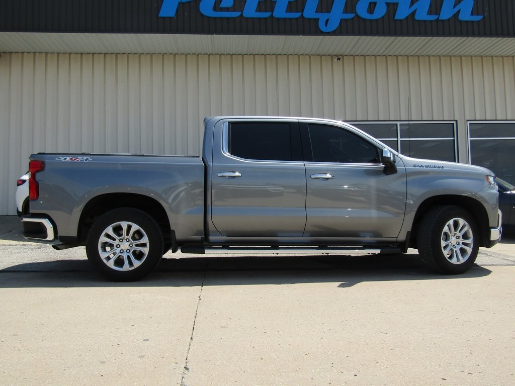 Used 2022 Chevrolet Silverado 1500 Limited LTZ with VIN 1GCUYGED0NZ192182 for sale in Kansas City