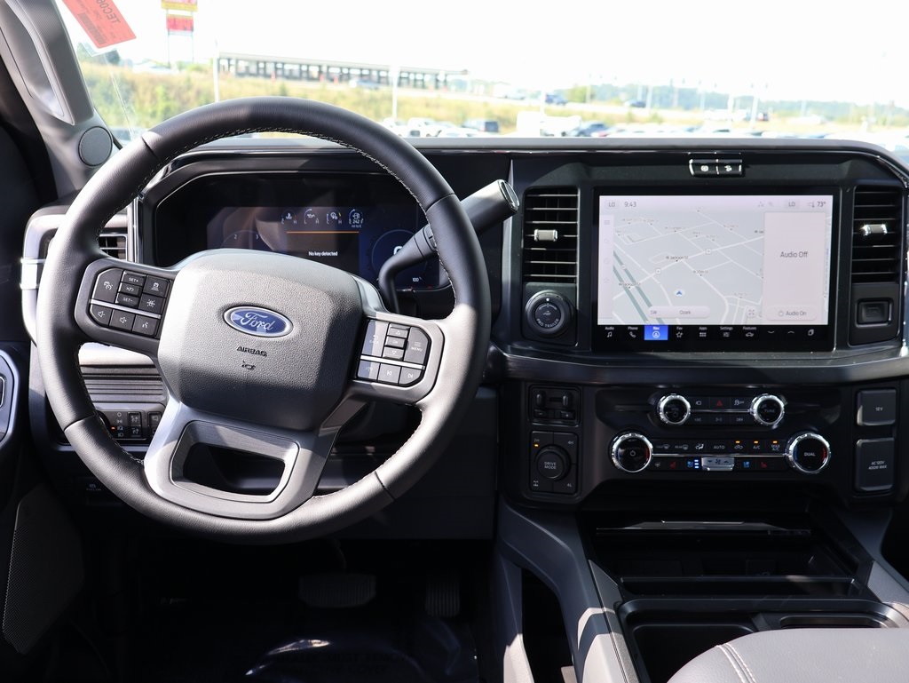 2026 Ford F-250 Lariat photo 17