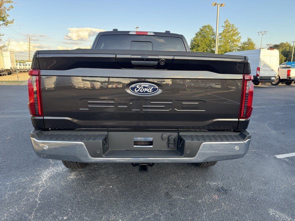 2024 Ford F-150 XLT photo 4
