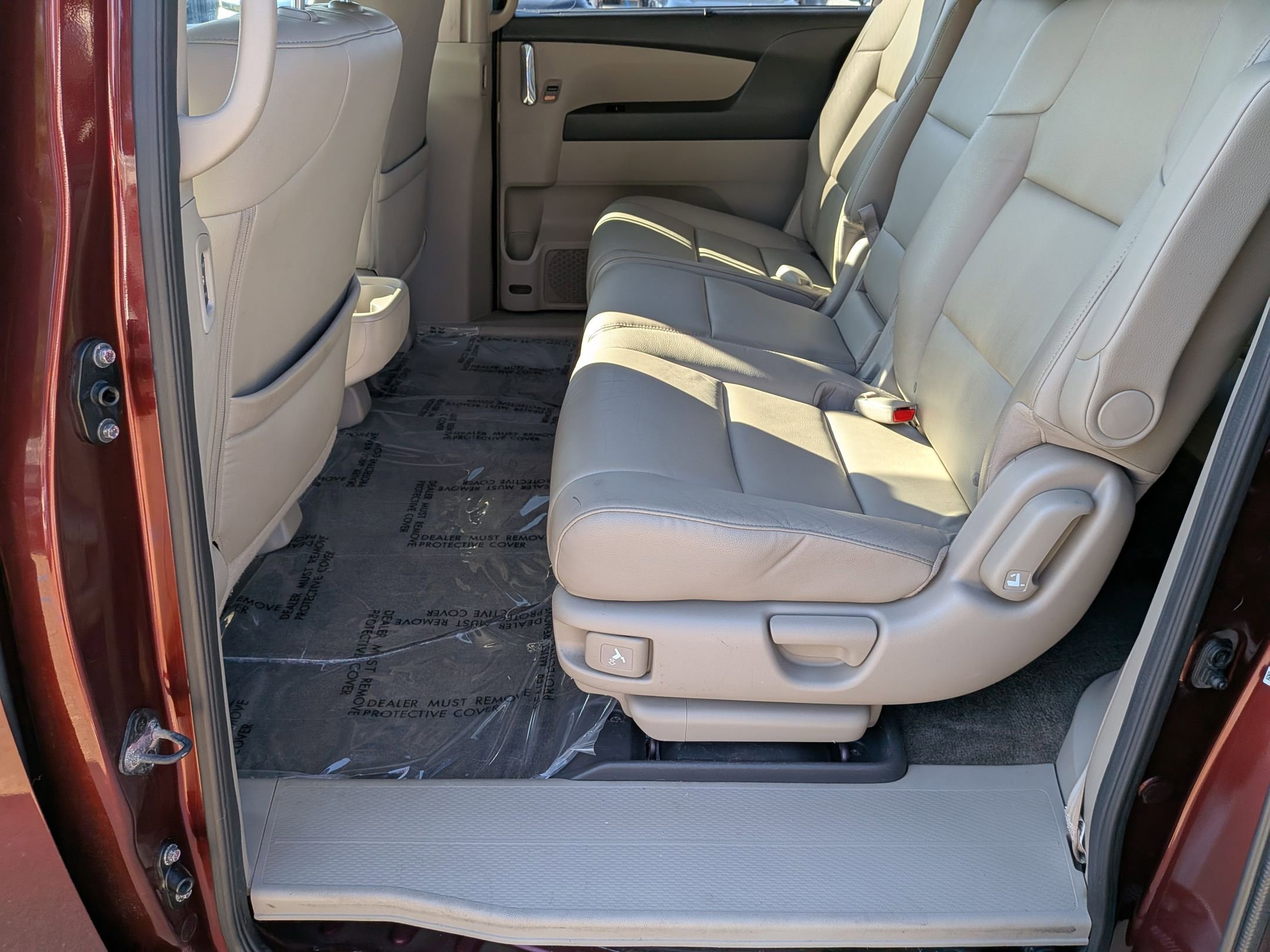 2016 Honda Odyssey EX-L photo 23