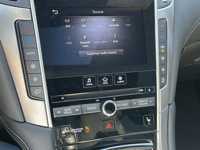2022 Infiniti Q60 Luxe photo 13