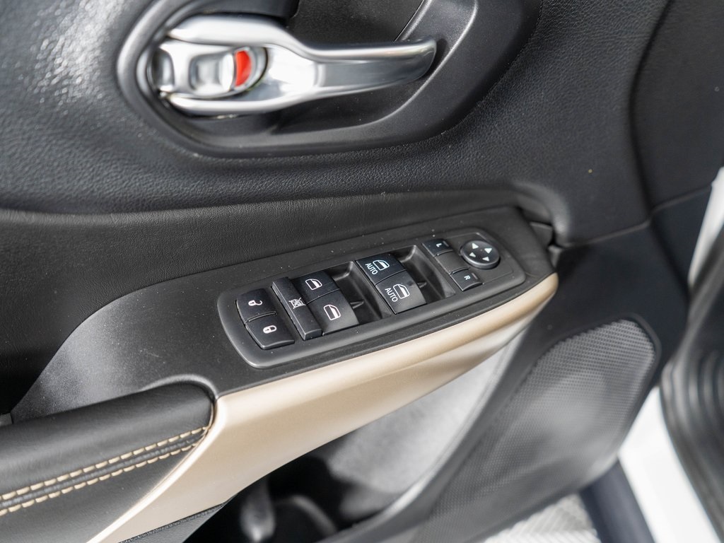 2018 Jeep Cherokee Limited photo 23