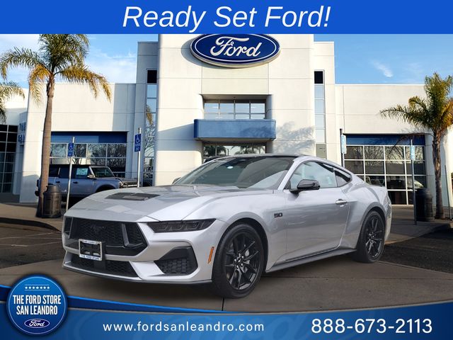 2025 Ford Mustang GT Premium's photo