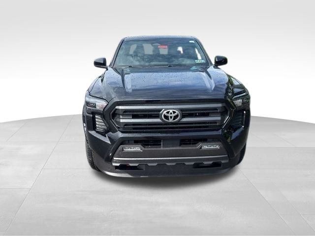 2025 Toyota Tacoma SR5 4x4 Double Cab photo 9