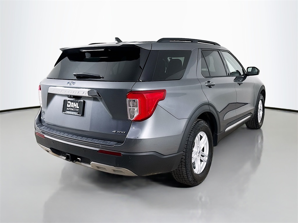2021 Ford Explorer XLT photo 4