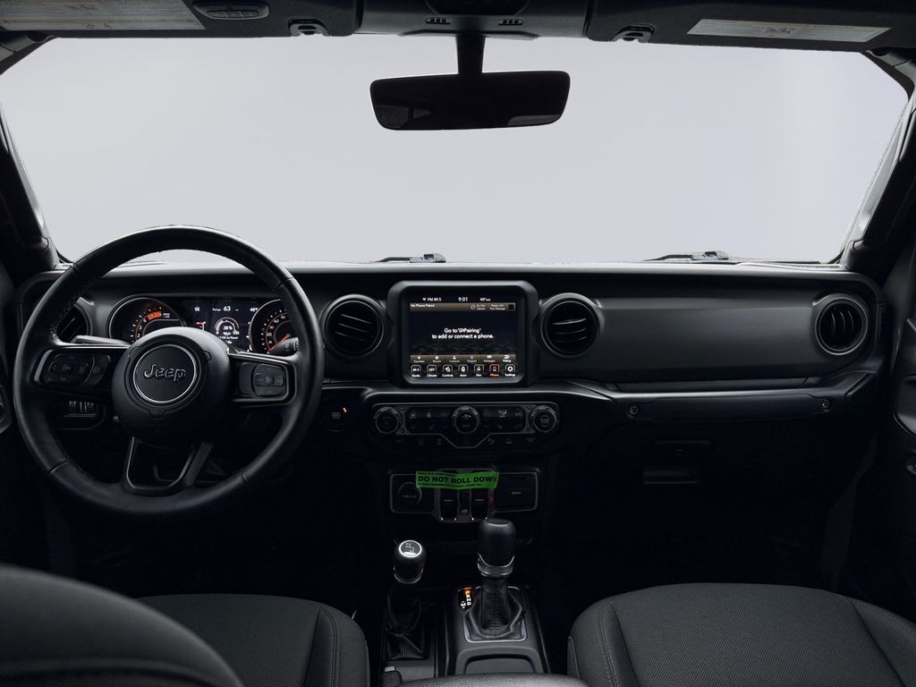2022 Jeep Gladiator Sport photo 12