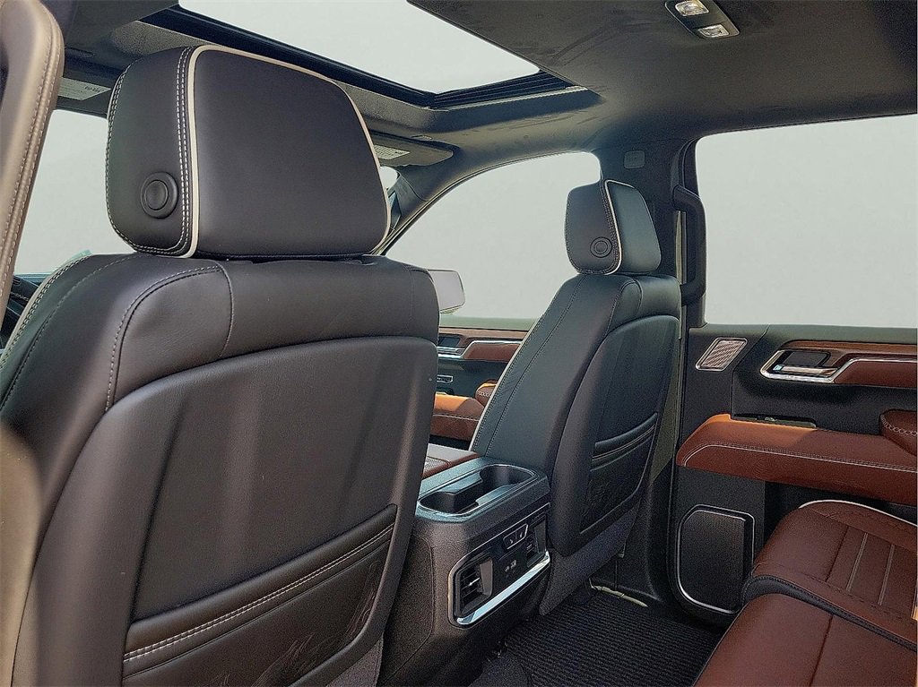 2026 Gmc Sierra Denali Ultimate photo 10