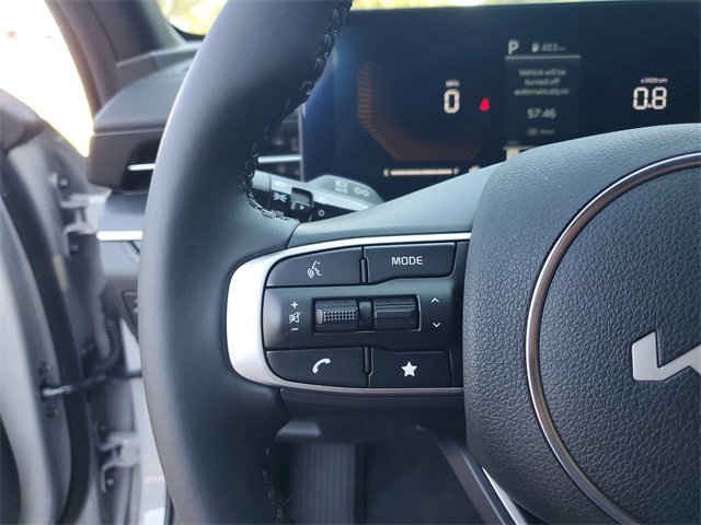 2025 Kia K5 GT-Line photo 12