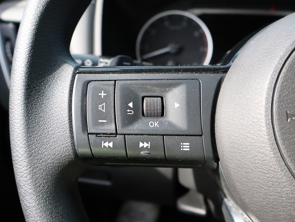 2023 Nissan Rogue SV photo 24