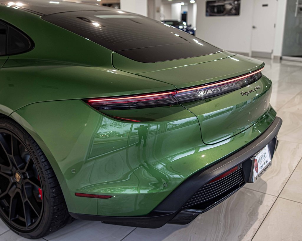 2023 PORSCHE TAYCAN - Image 15