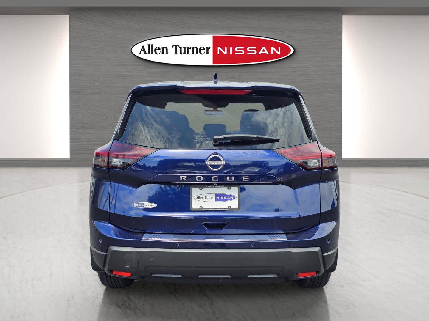 2026 Nissan Rogue SV photo 8