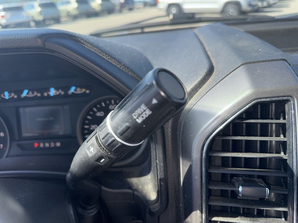 2020 Ford F-150 XLT photo 10