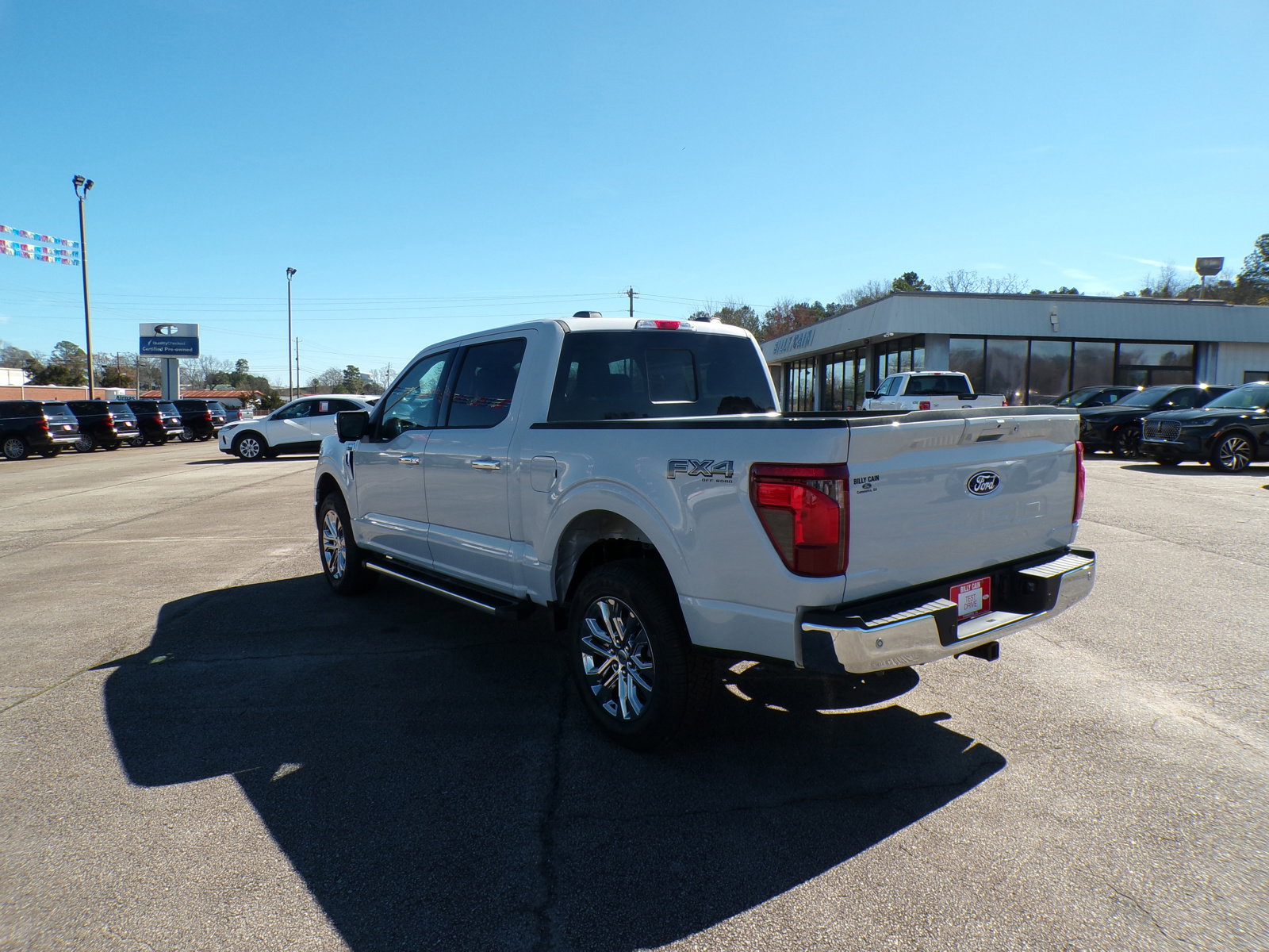 2025 Ford F-150 XLT photo 5