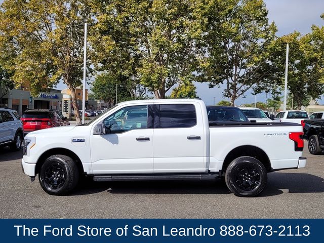 2025 Ford F-150 Lightning XLT photo 3