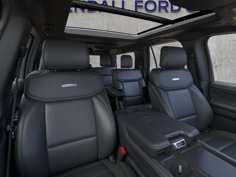 2025 Ford Expedition MAX Platinum photo 8