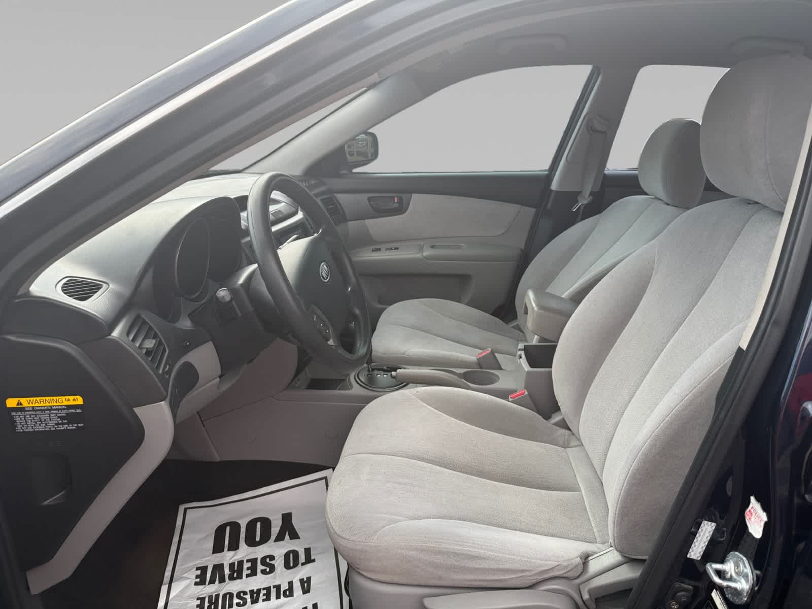 2010 Kia Optima LX photo 9