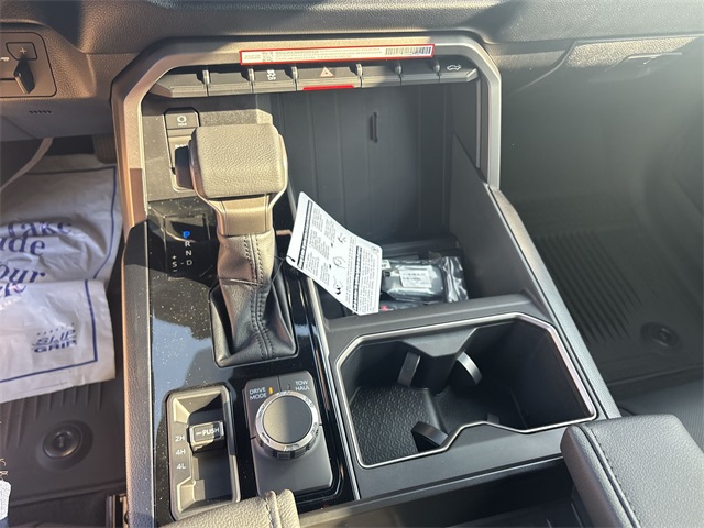 2026 Toyota Tundra SR5 CrewMax photo 20