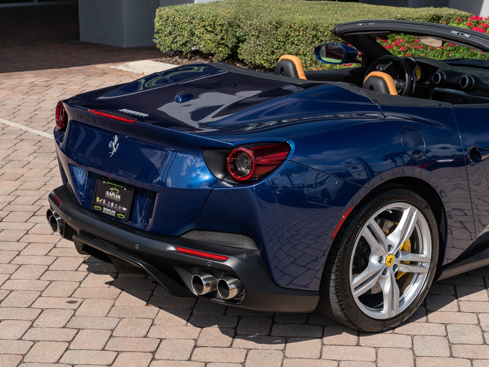 2019 Ferrari Portofino photo 3