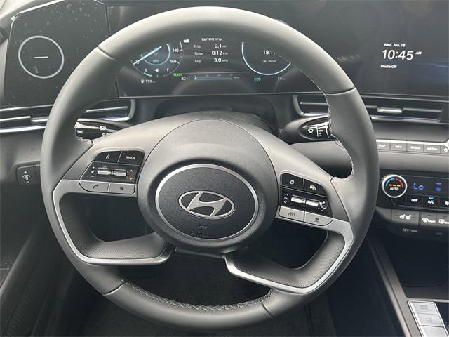 2025 Hyundai Elantra Hybrid Limited photo 21