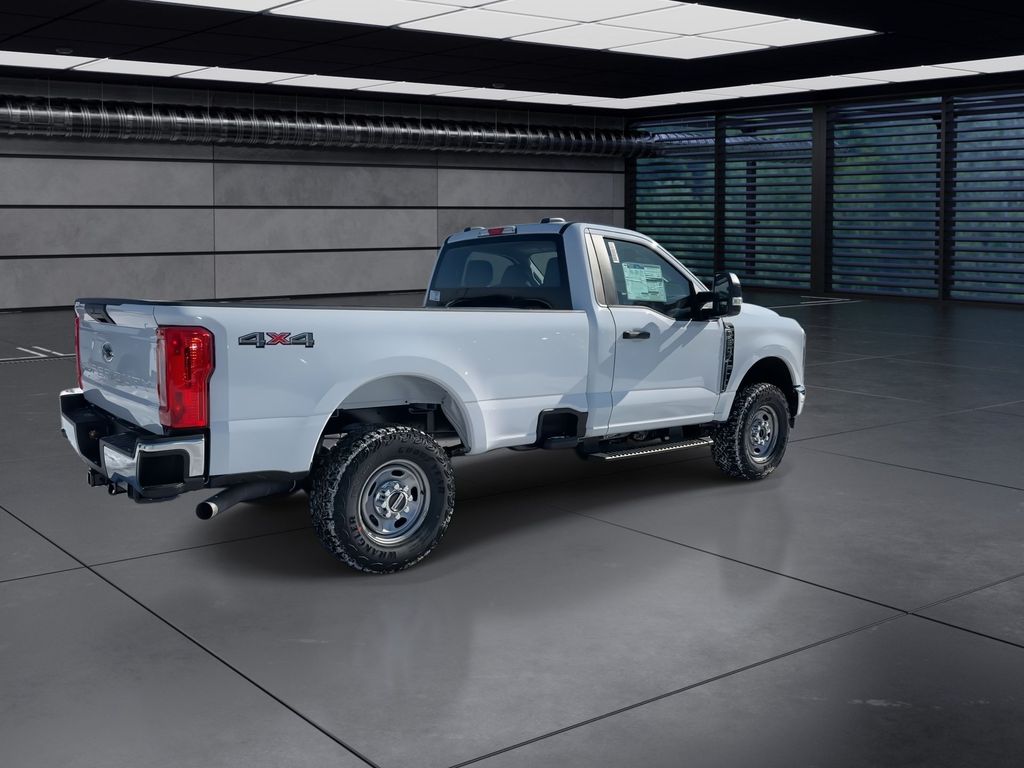 2025 Ford F-250 XLT photo 8