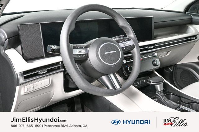 2025 Hyundai Tucson SEL photo 3