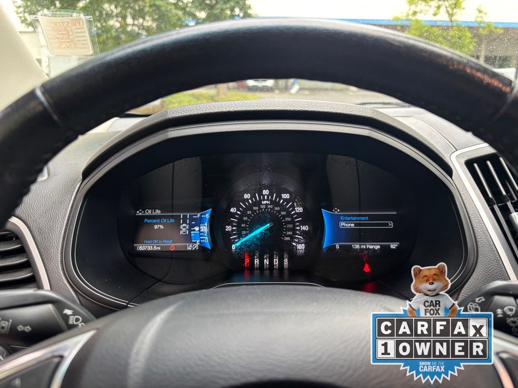 2022 Ford Edge SEL photo 10