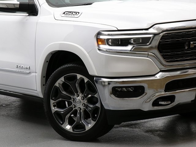 2022 Ram 1500 Limited photo 3