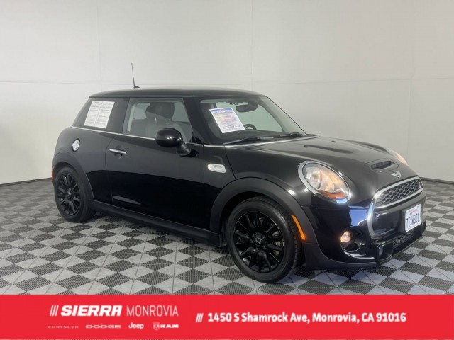 2016 MINI Cooper S Base