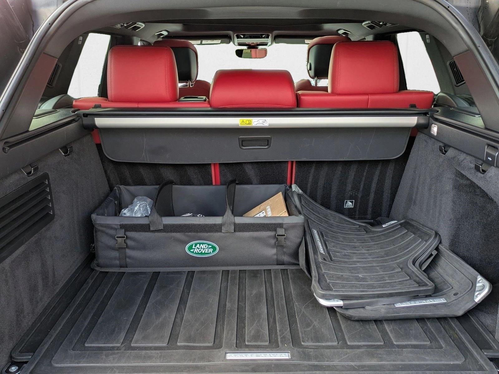 2022 Land Rover Range Rover Sport SuperCharged HSE Dynamic photo 3