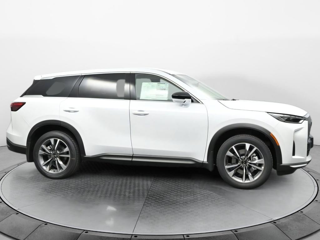 2026 Infiniti QX60 Pure photo 7
