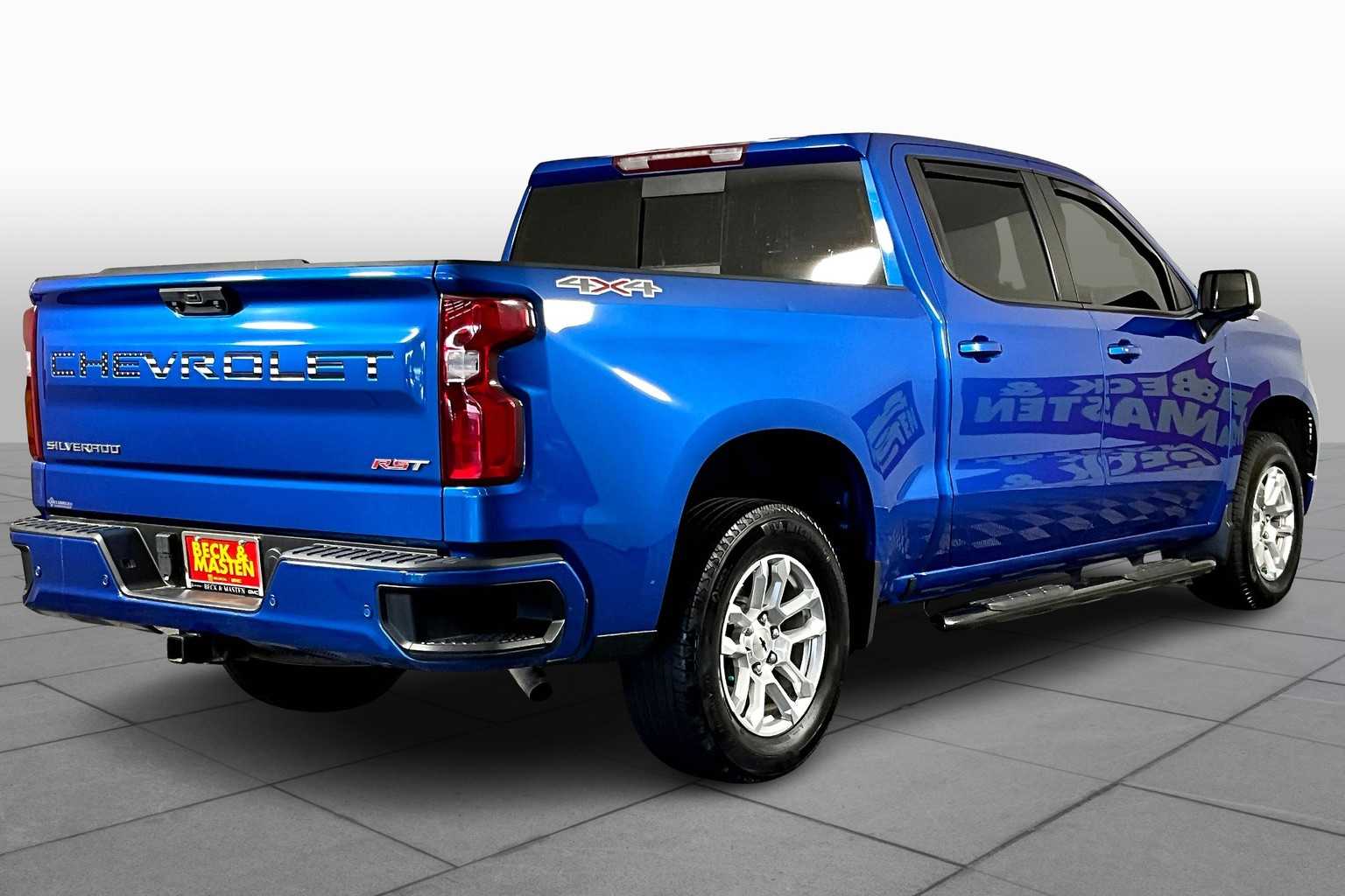 2022 Chevrolet Silverado 1500 RST photo 12