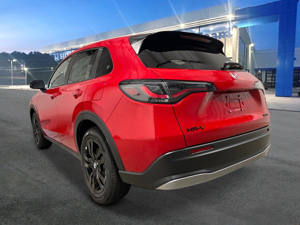 2026 Honda HR-V Sport photo 3