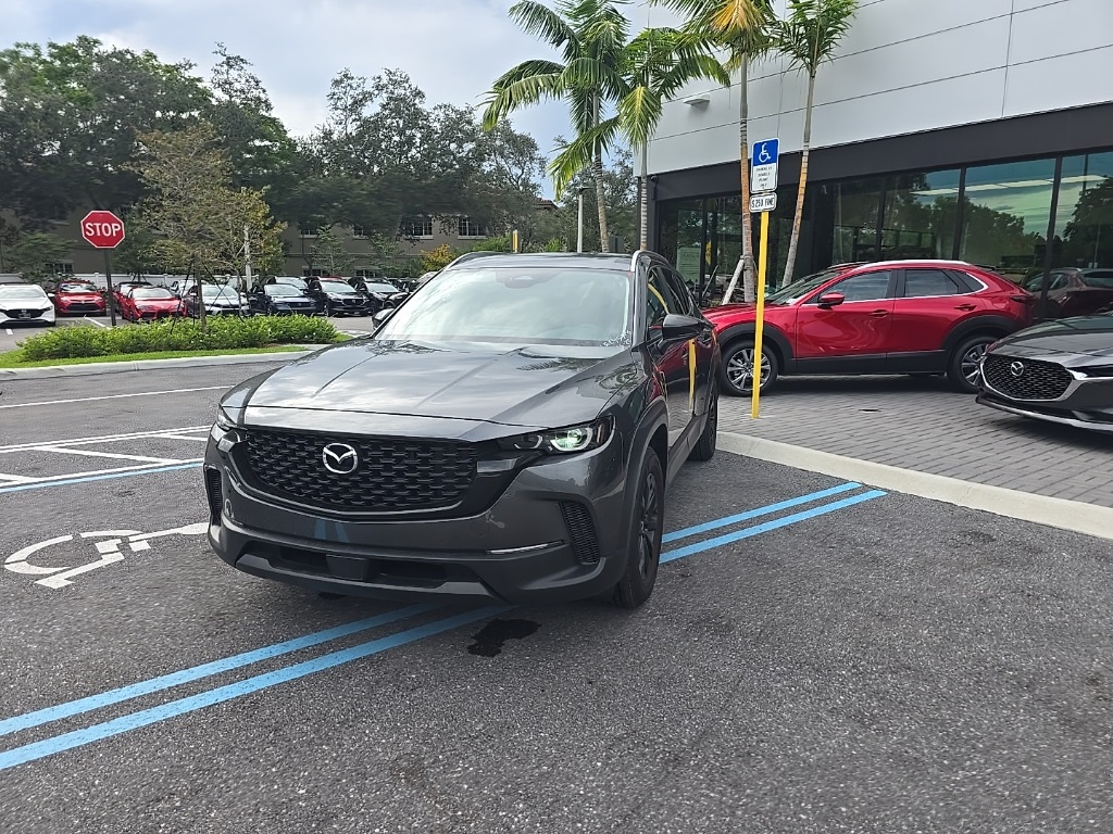 2025 Mazda CX-50 2.5 Select photo 2