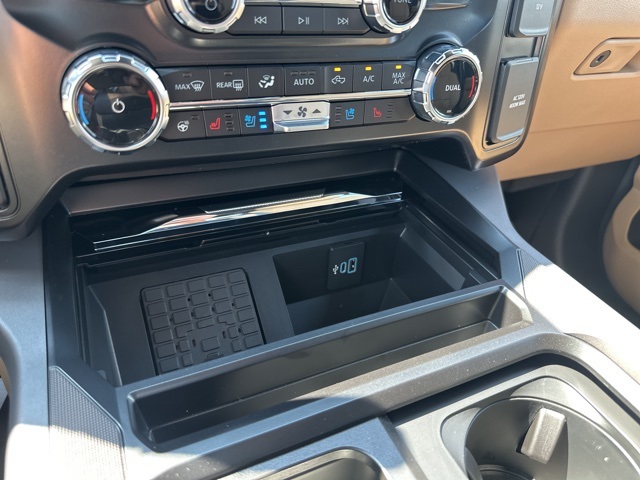 2026 Ford F-350 Lariat photo 42