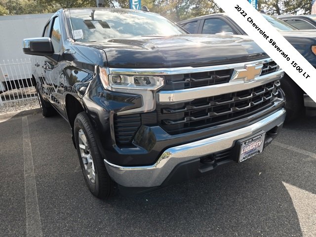 2022 Chevrolet Silverado 1500 LT photo 2