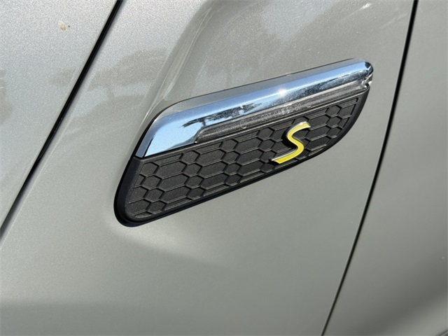 Used 2023 MINI Hardtop 2 Door SE with VIN WMW13DJ06P2S64756 for sale in San Juan Capistrano, CA