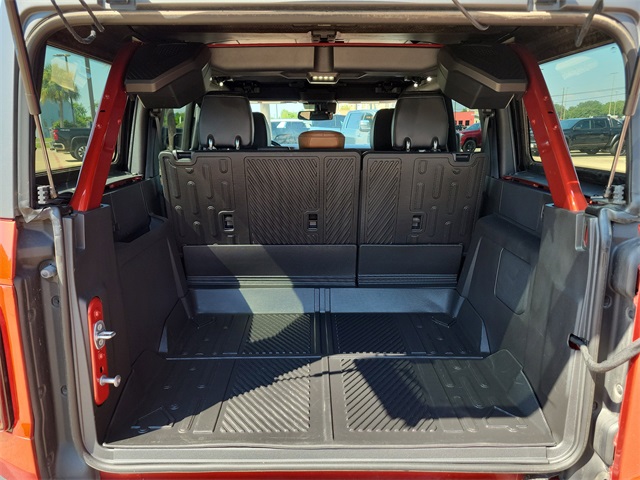 2024 Ford Bronco Outer Banks photo 13