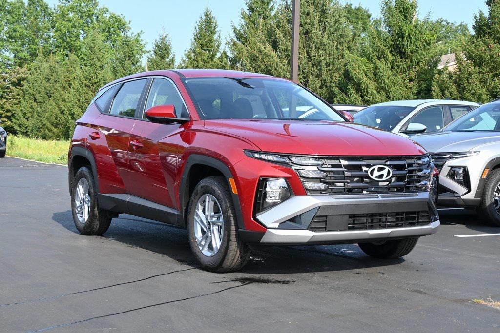 2025 Hyundai Tucson SE's photo