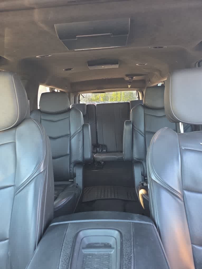 2016 Cadillac Escalade ESV Platinum photo 8
