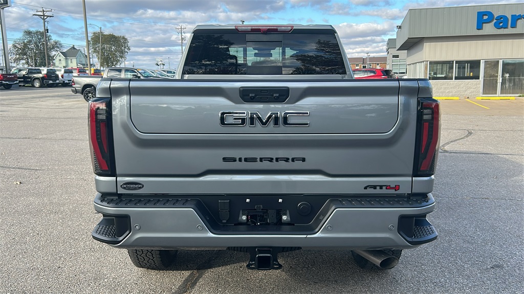 2026 Gmc Sierra 2500 HD AT4 photo 4