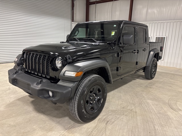 2022 Jeep Gladiator Sport photo 4
