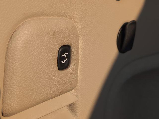 2014 Jeep Grand Cherokee Overland photo 27