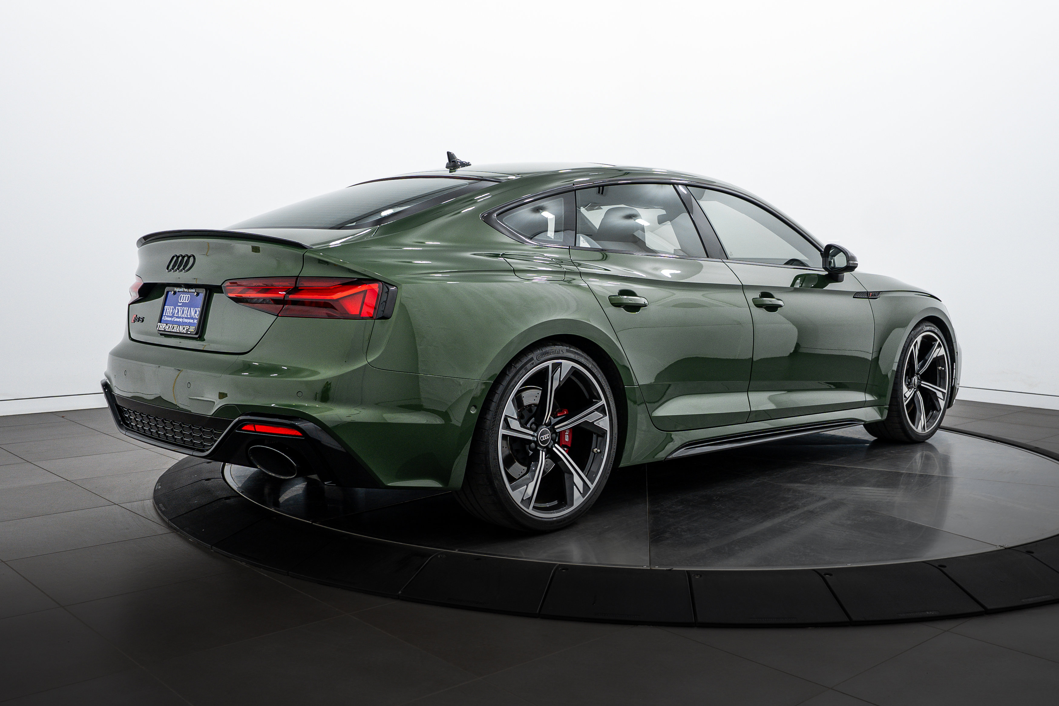 2022 Audi RS 5 photo 4