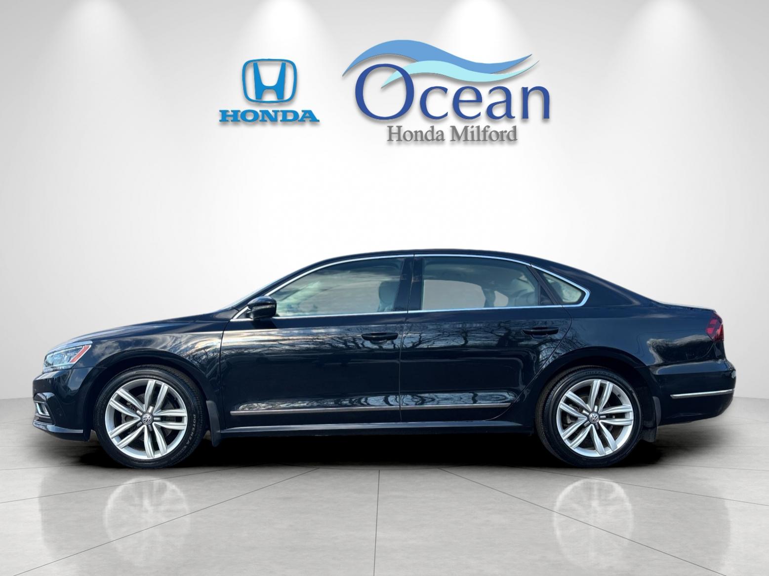 Used 2017 Volkswagen Passat SE with VIN 1VWGT7A34HC057056 for sale in Milford, CT