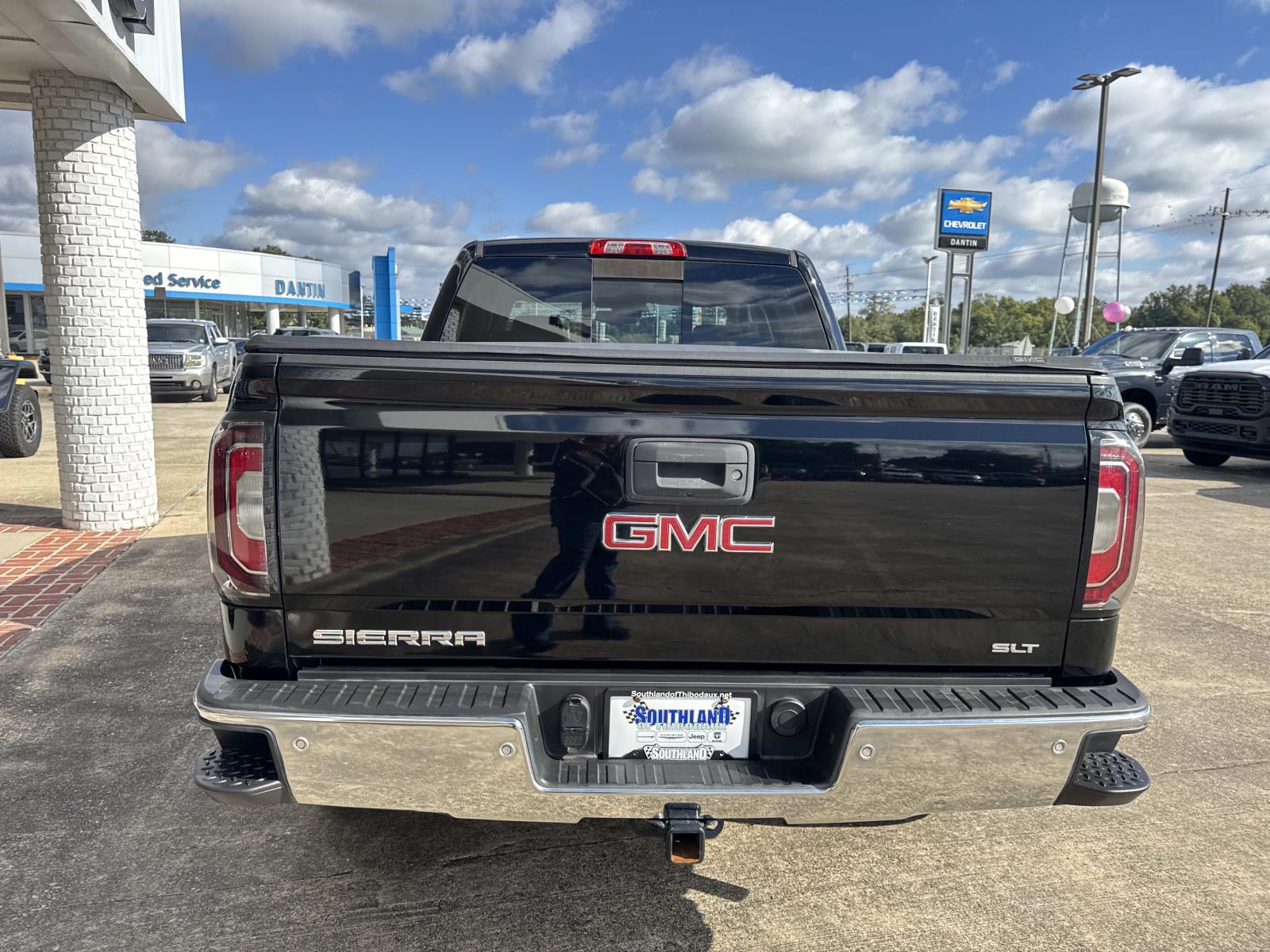 2018 Gmc Sierra 1500 SLT photo 4