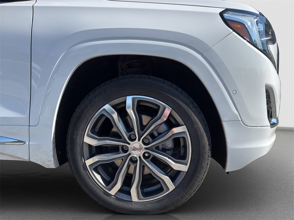 2020 Gmc Terrain Denali photo 2